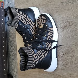 Guess High-top Sneakers, Size 8.5, Blmf color